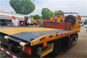 珠市口附近拖车电话号码服务